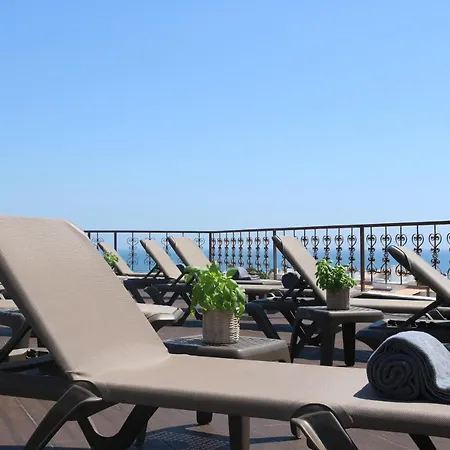 Отель Atlantic 4*