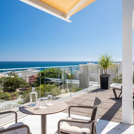 Atlantic Hotel 4*
